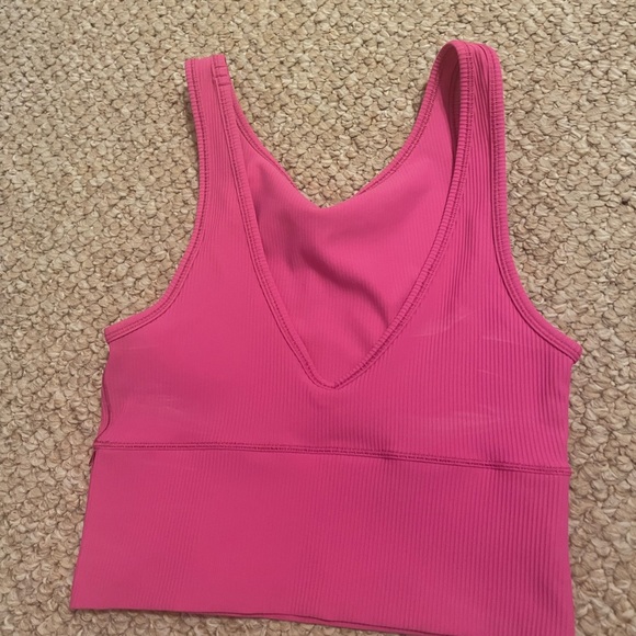 Lululemon power pivot tank - Picture 2 of 3
